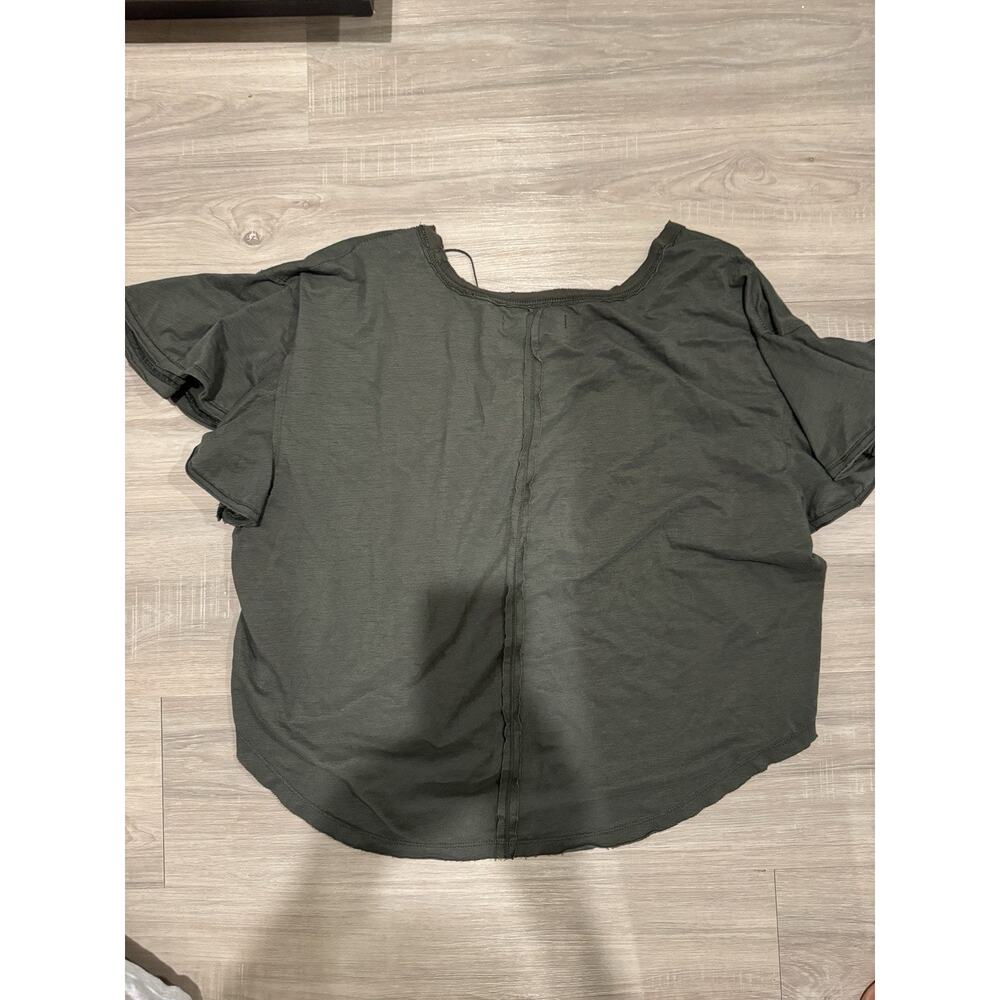 3 for $9 We the Free Olive Green Ruffle Sleeve Modal Blend Top M - Picture 5 of 6
